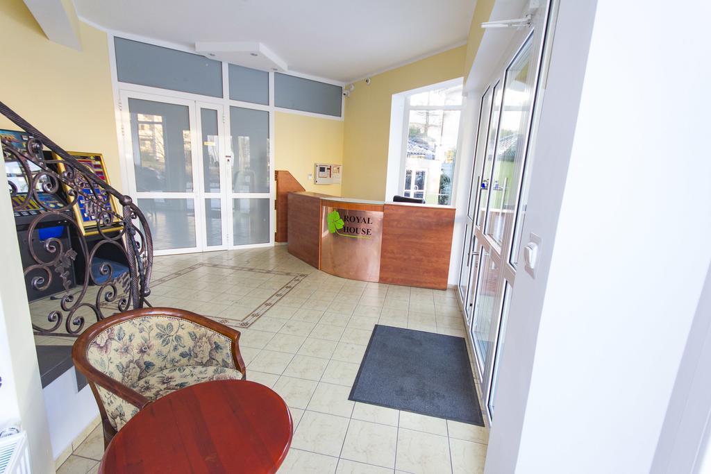 Bed and Breakfast Royal House Гданьск Экстерьер фото